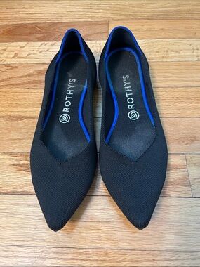 Rothy's Black Pointed Knit Flats with Blue Trim - Women's